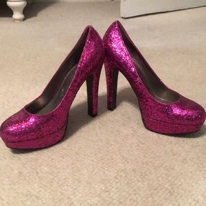 G by guess sparkly pumps